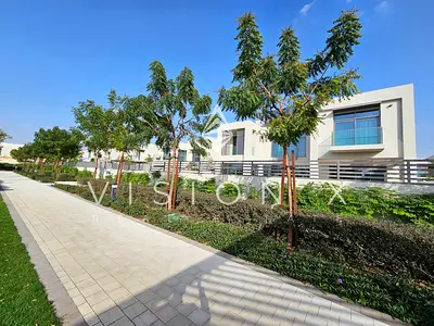 Sophisticated Living | Premium Townhouse | Ready to Move