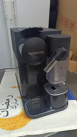 Nespresso Lattissima One by De'Longhi