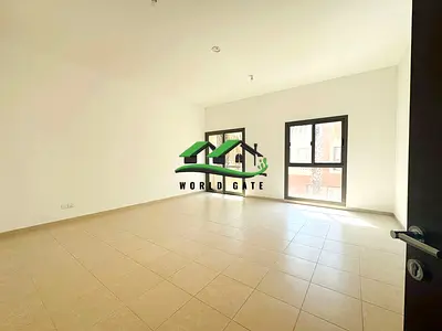 Exceptional 4BR + Maid Community View Vacant Now