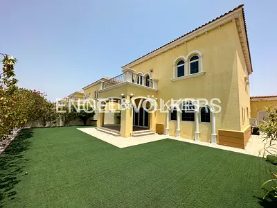 Near Pavillion | Well Maintained | 3 Large