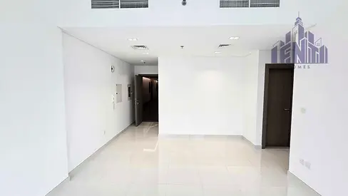 1 Bed + Study Vacant Euipped kitchen