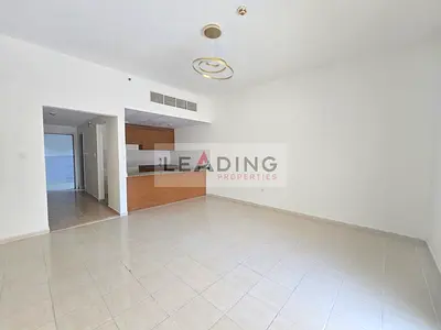 UNFURNISHED I NEXT TO ENTRENCE & EXIT I SPACIOUS