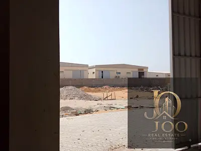مساحة تفتح لنشاطك أبواباً أكبر | شوروم 3,500 قدم² | 13 KW كهرباء | واجهة مثالية للعرض والتشغيل | 170,000 درهم