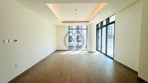 Premium 2BR | Central Park & Skyline View | Vacant