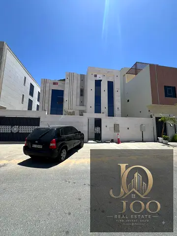 The villa consists of 6 bedrooms with a comfortable layout that provides privacy and comfort for all family members, in addition to a separate majlis