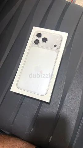 Apple iPhone 17 Pro Max - Sealed White Box (UAE) esim 256 Gb
