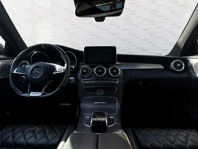 2017 Mercedes-BENZ C-CLASS 照片 9
