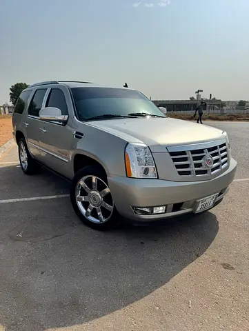 صورة 8 لـ 2008 Cadillac ESCALADE