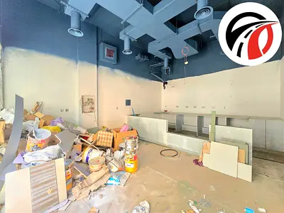 Ready shop / fit out work is mostly done / best location/ best price