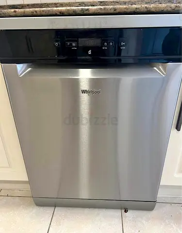 Whirlpool Italy Made Dishwasher