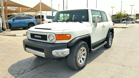Toyota FJ Cruiser GXR 2017 | GCC Specs |