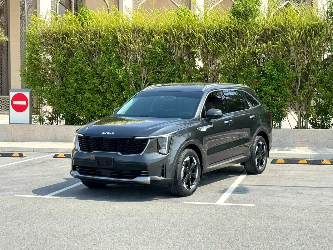 2025 Kia Sorento DLX