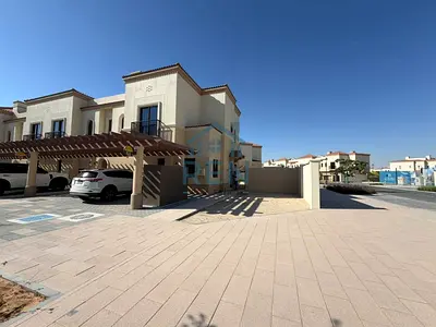 Cozy and Spacious | Prime Layout | Deluxe Villa