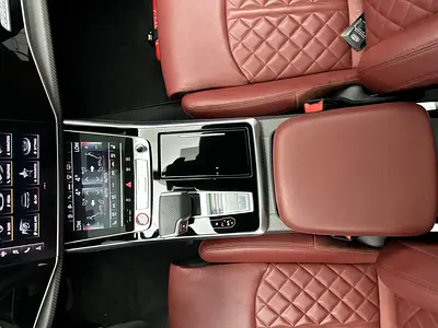 2025 AUDI SQ7 photo 13