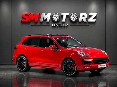 Porsche Cayenne GTS 2016 | GCC Specs | Pristine Condition