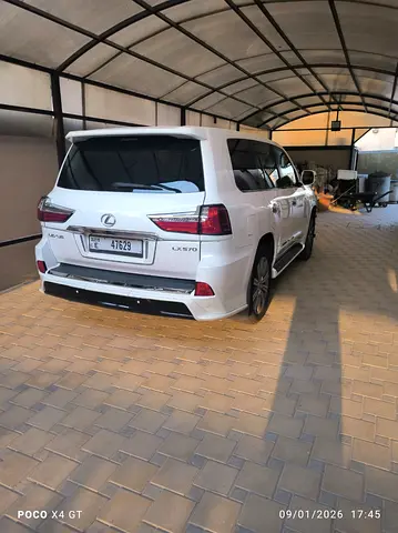 2009 Lexus LX-SERIES 照片 2