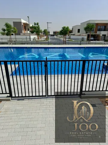 Spacious Family Villa | 5 Bedrooms | Large Living Room | Central AC | Shared Amenities | Parking