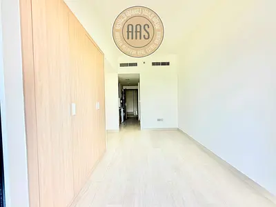 Spacious layout •• very hot offer •• boulevard view •• chiller free