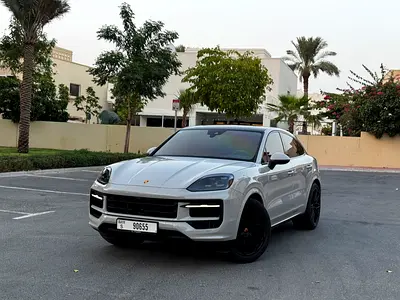 Porsche Cayenne Coupe 2024 GCC Specs / Warranty / Full service history / Original paint / mint