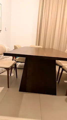 Solid Wood Modern Dining Table with Pedestal Base and 6 chairs - 6 Seater