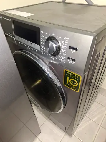 Front-load Washing Machine (Inverter) - Good Working Condition