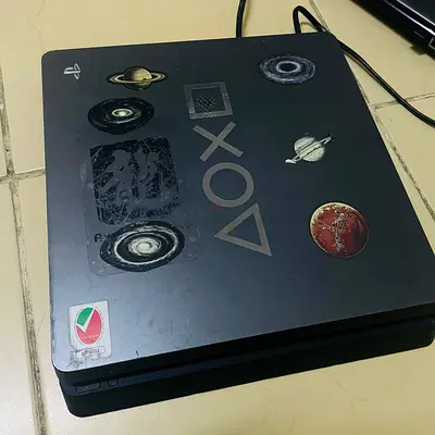 PlayStation 4 slim