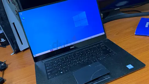 Selling my Dell XPS 15 9550 laptop