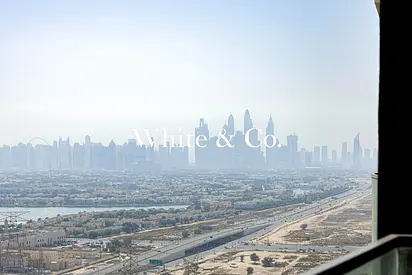 Marina Views | Vacant Now | Huge Layout