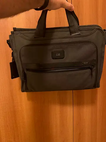 Tumi