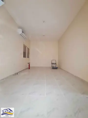 12 Cheques | Fully renovated brand new Apartment | Balcony