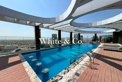 Fully Furnished | Vacant | Luxury Finishes