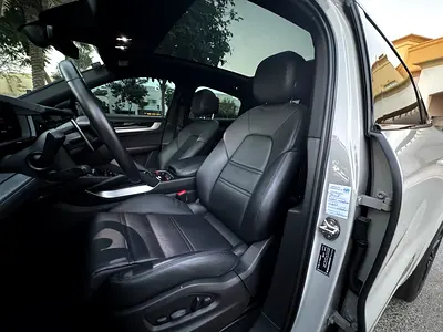 صورة 10 لـ 2024 Porsche CAYENNE