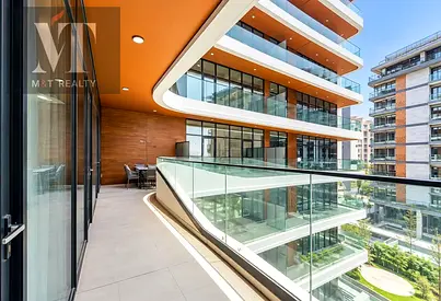 Large 2BR | Spacious Layout |Prime Location |Ready