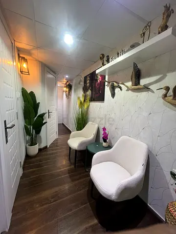 Private room available immediately for single Executives