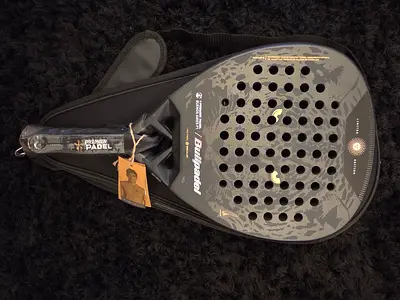 Bullpadel Vertex 05 - Argentina - Brand New
