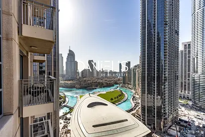 November 2026 | Fountain & Opera View | Exclusive