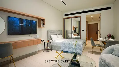 Luxury Furnished Studio | Private Jacuzzi | Downtown View