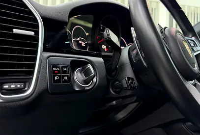 صورة مصغرة 12 لـ 2018 Porsche CAYENNE
