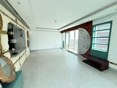 Upgraded! Chiller Included! Huge Layout