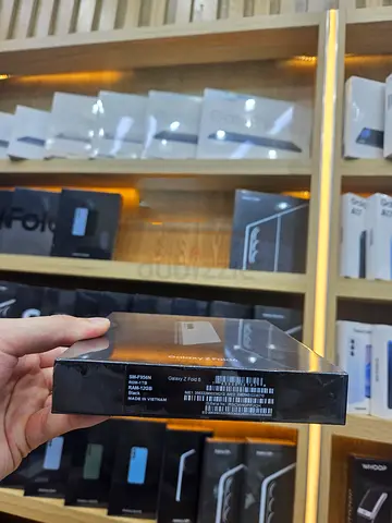 Samsung galaxy z Fold 6 1TB new