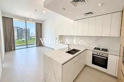 HIgh Floor| Golf Course| Smart House