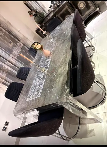 8 seater dining table