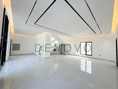 Modern 5BR Villa | Ready To Move | Big Plot