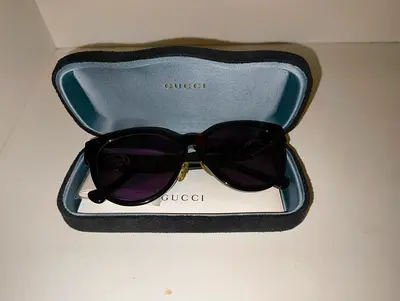 Original Gucci GG1028SK 001 , brand new
