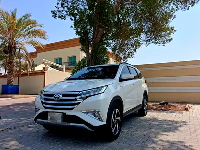 Toyota Rush EX 2023 | GCC Specs | Low Mileage | Family 7-Seater