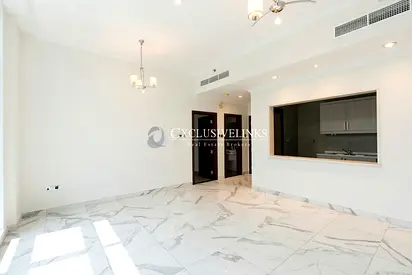 Ready to Move In | Vacant 1 BR | Balcony