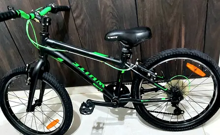 White lite mtb 20inches aluminum