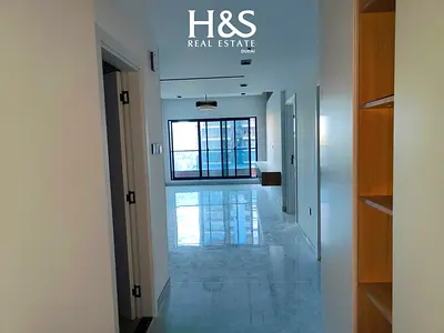 Spacious Apartment | Fully Renovated | Near Metro
