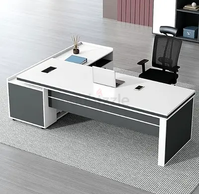 Modern L-Shaped Executive Office Desk (Mint Condition)