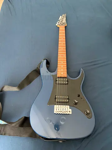 Gio Ibanez Electric Guitar